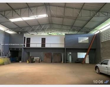Galpão / Depósito / Armazém à venda, 1300m² no , Simões Filho