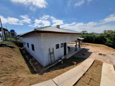Fazenda / Sítio / Chácara com 3 Quartos à venda, 136m² no Mairinque, Mairinque