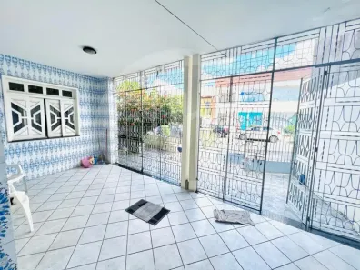 Casa com 5 Quartos à venda, 300m² no Pereira Lobo, Aracaju