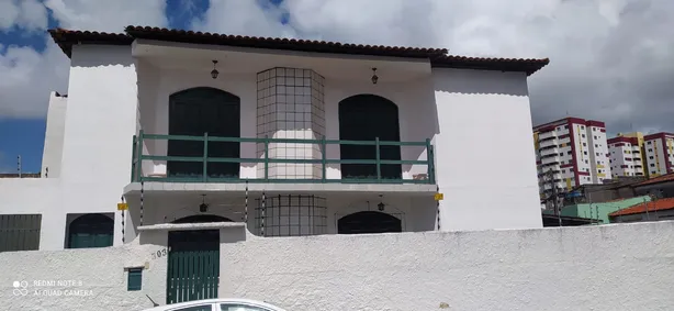 Casa com 4 Quartos à venda, 180m² no Pereira Lobo, Aracaju