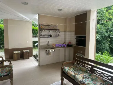 Casa de Condomínio com 4 Quartos à venda, 270m² no Sapê, Niterói
