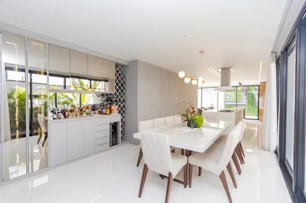 Casa de Condomínio com 3 Quartos à venda, 330m² no Pineville, Pinhais