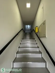 Conjunto Comercial / Sala para alugar, 26m² no Zona 01, Maringá