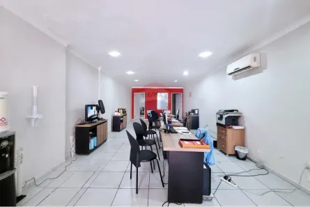 Loja / Salão / Ponto Comercial à venda, 200m² no Centro, Campina Grande
