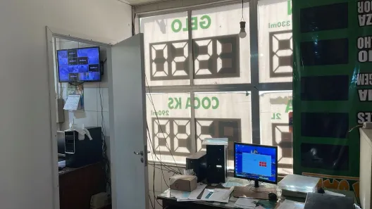 Loja / Salão / Ponto Comercial para alugar, 30m² no São Miguel, São Gonçalo