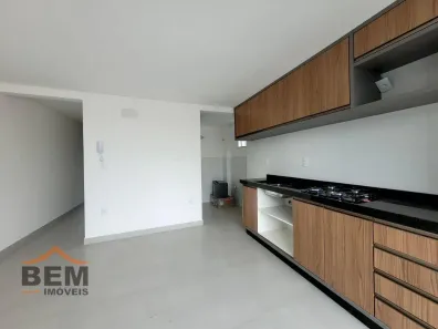 Apartamento com 2 Quartos para alugar, 65m² no Gravatá, Navegantes