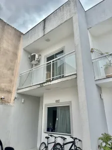Sobrado com 2 Quartos à venda, 74m² no Bananeiras (Iguabinha), Araruama