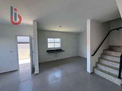 Sobrado com 2 Quartos para alugar, 75m² no Centro, Bertioga