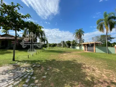 Fazenda / Sítio / Chácara com 15 Quartos para alugar, 638m² no Alpes das Águas, São Pedro