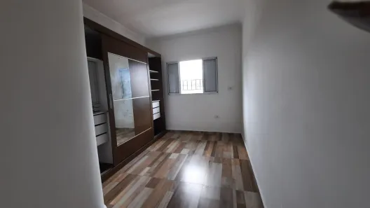 Sobrado com 2 Quartos para alugar, 79m² no Balneário Cascais, Mongaguá