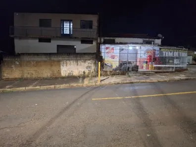 Prédio Inteiro à venda, 128m² no Jardim Eliana, Araraquara