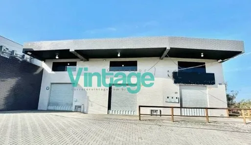 Loja / Salão / Ponto Comercial à venda, 60m² no Icaivera, Contagem