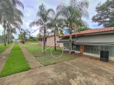 Fazenda / Sítio / Chácara com 3 Quartos para alugar, 5000m² no Sítios de Recreio Morada do Sol, Marília
