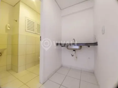 Conjunto Comercial / Sala para alugar, 58m² no Vila Cassaro, Itatiba