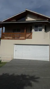 Casa de Condomínio com 3 Quartos para venda ou aluguel, 185m² no Vila Irene, São Roque