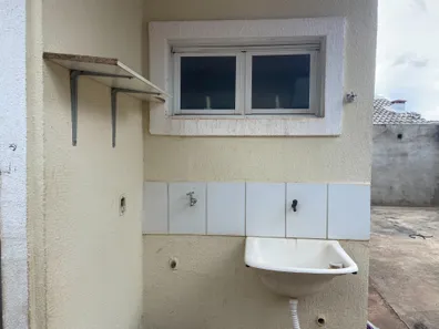 Casa de Condomínio com 3 Quartos para alugar, 69m² no Jardim Decolores, Trindade