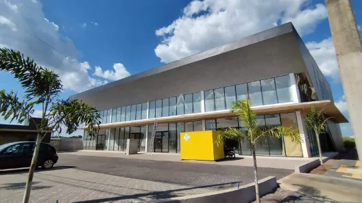 Conjunto Comercial / Sala para alugar, 1600m² no Jardim Coopagro, Toledo