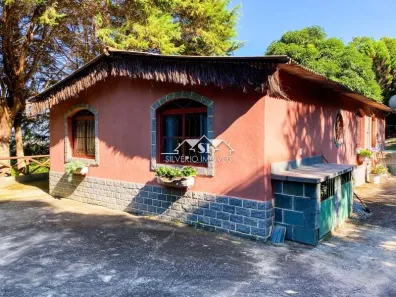 Fazenda / Sítio / Chácara com 3 Quartos à venda, 120m² no Araras, Petrópolis