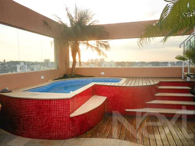 Cobertura com 3 Quartos para alugar, 220m² no Taquaral, Campinas