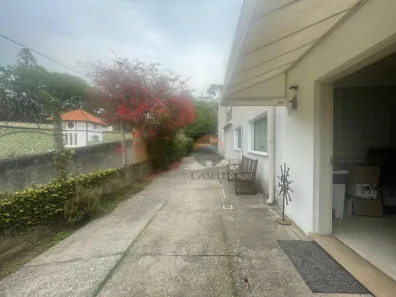 Galpão / Depósito / Armazém para alugar, 180m² no Vila Santo Antônio, Cotia