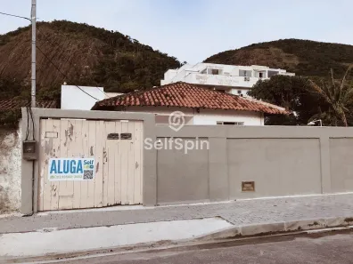 Casa com 2 Quartos para alugar, 100m² no Itaipu, Niterói