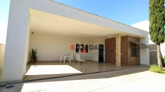 Casa com 3 Quartos à venda, 275m² no Centro, Águas de São Pedro