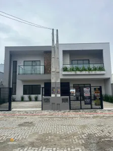Sobrado com 3 Quartos à venda, 132m² no Itacolomi, Balneário Piçarras