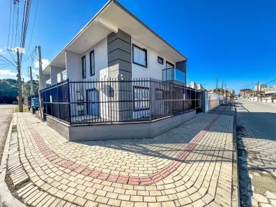 Casa de Condomínio com 3 Quartos à venda, 100m² no Itacolomi, Balneário Piçarras