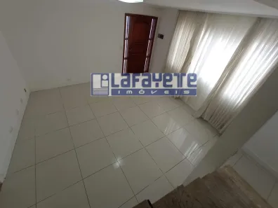 Sobrado com 3 Quartos para alugar, 150m² no Centro, Diadema