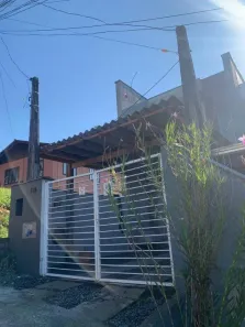 Sobrado com 3 Quartos à venda, 92m² no Iririú, Joinville