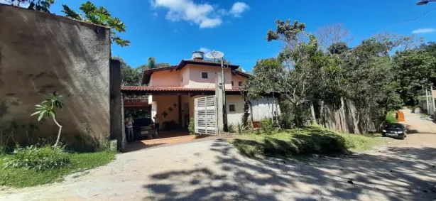 Fazenda / Sítio / Chácara com 3 Quartos à venda, 250m² no Jundiaizinho (Terra Preta), Mairiporã