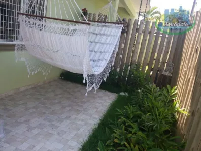 Casa de Condomínio com 2 Quartos à venda, 117m² no Balneario Verde Mar, Mongaguá