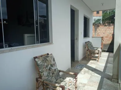 Casa com 3 Quartos à venda, 180m² no Alto do Fidalgo, Sabará