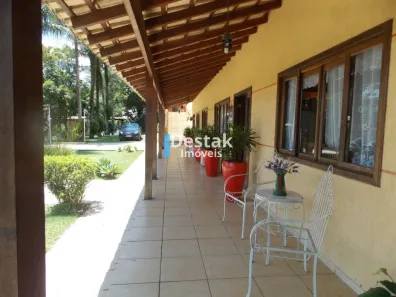 Fazenda / Sítio / Chácara com 5 Quartos à venda, 345m² no , Piraí