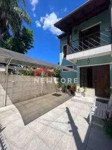 Sobrado com 2 Quartos à venda, 70m² no Bom Sucesso, Gravataí