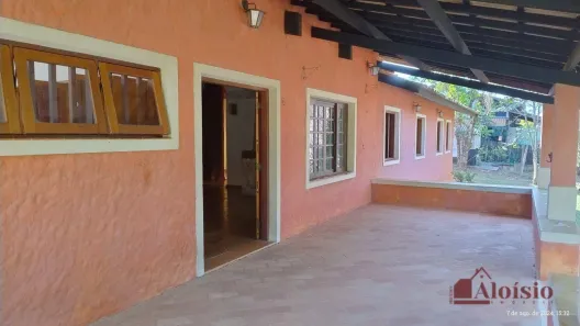 Fazenda / Sítio / Chácara com 3 Quartos à venda, 294m² no Chácaras Cataguá, Taubaté