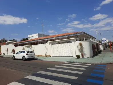 Prédio Inteiro com 4 Quartos à venda, 250m² no Jardim Paraíso, São Carlos