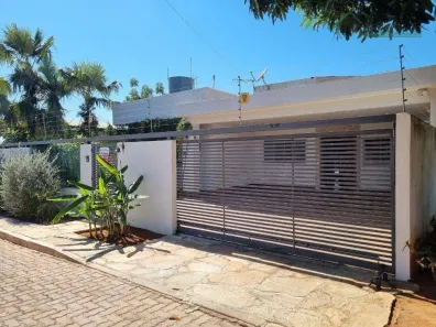 Casa de Condomínio com 3 Quartos para alugar, 350m² no Setor Habitacional Jardim Botânico, Brasília