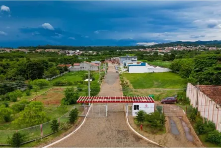 Terreno / Lote / Condomínio à venda, 250m² no Resid Ercília, Araçoiaba da Serra