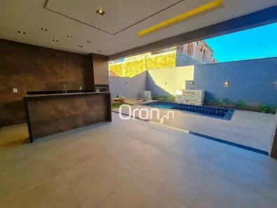 Sobrado com 4 Quartos à venda, 228m² no Jardins Capri, Senador Canedo