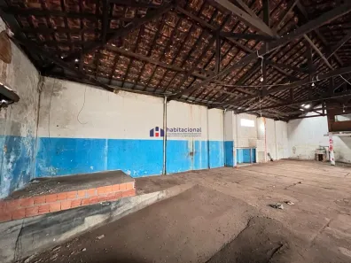 Loja / Salão / Ponto Comercial à venda, 194m² no Vila Queiroz, Araras