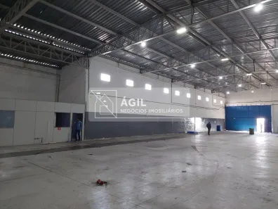 Galpão / Depósito / Armazém para alugar, 825m² no Loteamento Quinta das Frutas, Taubaté