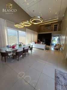 Casa de Condomínio com 4 Quartos à venda, 350m² no Parque Verde, Belém