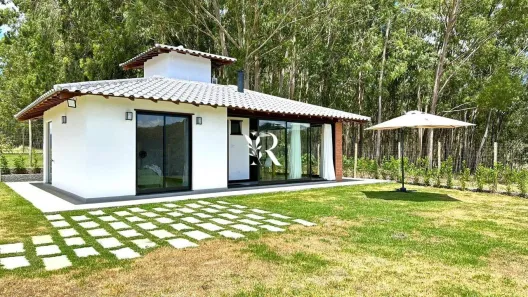 Loft com 1 Quarto à venda, 1073m² no Pedro do Rio, Petrópolis