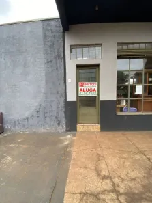 Apartamento com 2 Quartos para alugar, 105m² no Vila Industrial, Arapongas