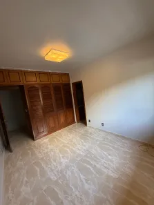 Sobrado com 4 Quartos para alugar, 394m² no São Francisco, Niterói