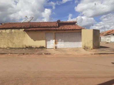 Casa com 3 Quartos à venda, 130m² no Parque Lago, Formosa