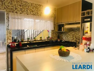 Casa de Vila com 3 Quartos à venda, 210m² no Jardim Estoril, Campinas