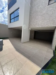 Sobrado com 3 Quartos à venda, 228m² no Jardim das Acácias, Poços de Caldas