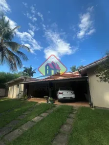 Fazenda / Sítio / Chácara com 4 Quartos à venda, 400m² no Barreiro, Taubaté